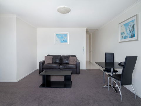 Horizon Holiday Apartments - Accommodation Gladstone 6