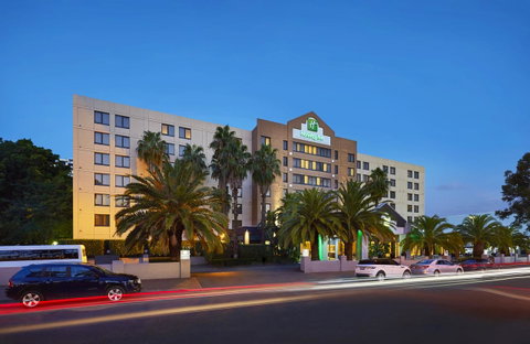 Holiday Inn Parramatta, An IHG Hotel - Accommodation Gladstone 9