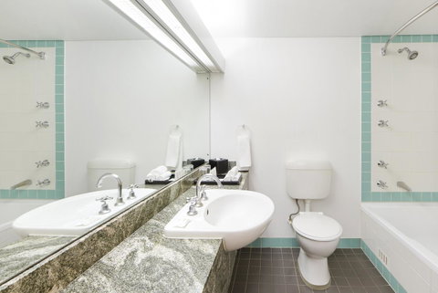 Holiday Inn Parramatta, An IHG Hotel - Accommodation Gladstone 7