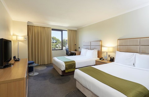 Holiday Inn Parramatta, An IHG Hotel - Accommodation Gladstone 4