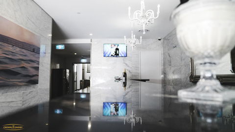 Crown On Darby Newcastle - Accommodation Gladstone 7