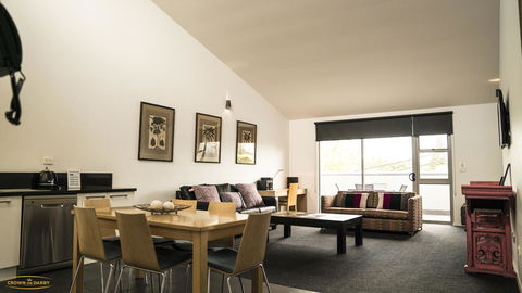 Crown On Darby Newcastle - Accommodation Gladstone 12