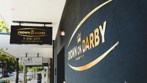 Crown On Darby Newcastle - Accommodation Gladstone 0