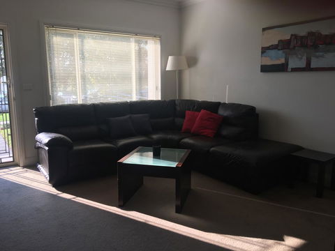 Travers Street Apartment - Accommodation Gladstone 8