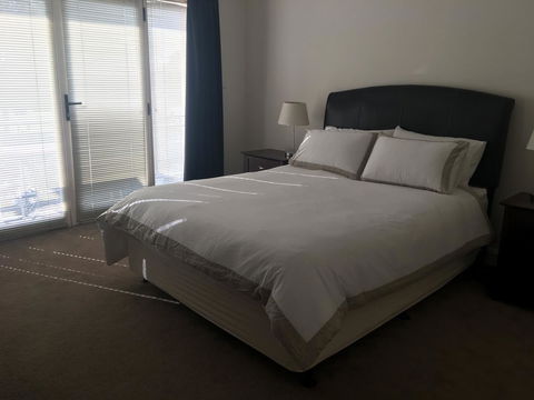 Travers Street Apartment - Accommodation Gladstone 2
