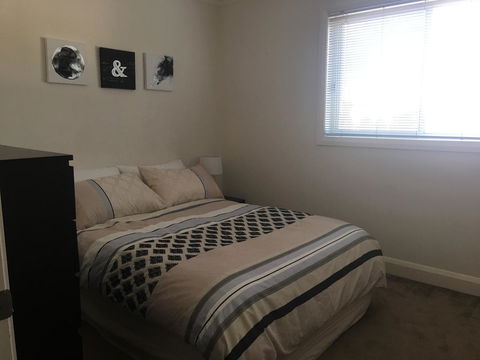 Travers Street Apartment - Accommodation Gladstone 9