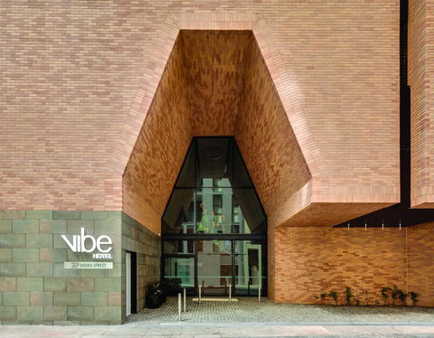 Vibe Hotel Sydney Darling Harbour - Accommodation Gladstone 4