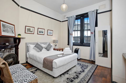 Sydney Harbour Bed And Breakfast - Accommodation Gladstone 1