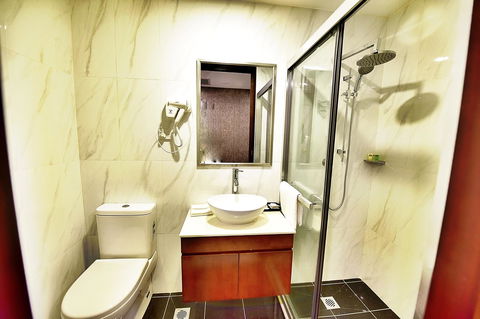 Megaboom City Hotel - Accommodation Gladstone 12
