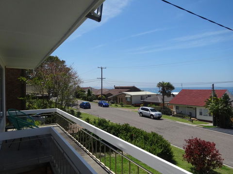 Coastal Horizons Beach House - Accommodation Gladstone 14