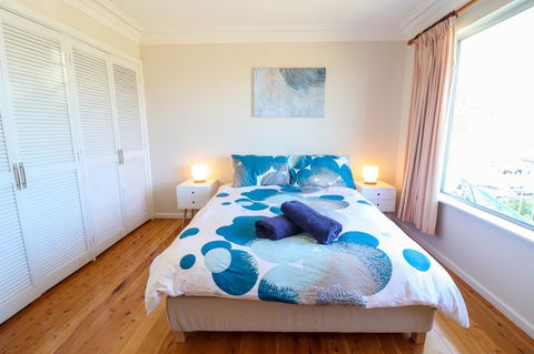 Coastal Horizons Beach House - Accommodation Gladstone 3