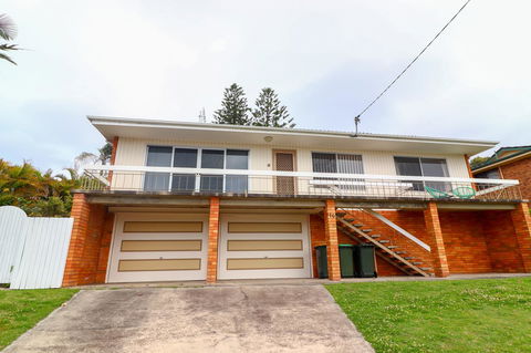 Coastal Horizons Beach House - Accommodation Gladstone 12