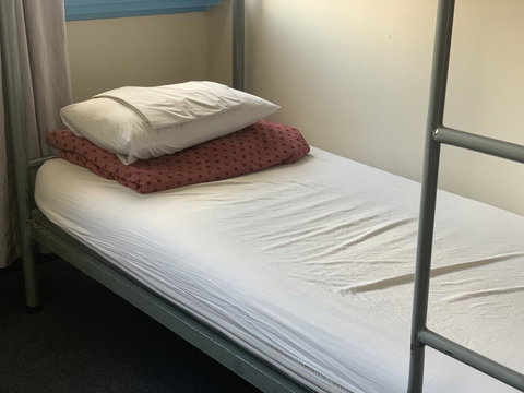 790 On George Backpackers - Accommodation Gladstone 16