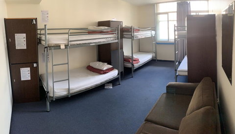 790 On George Backpackers - Accommodation Gladstone 15