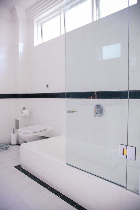 Private Room - Luxury Mosman Home - Accommodation Gladstone 21