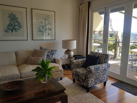 Private Room - Luxury Mosman Home - Accommodation Gladstone 5