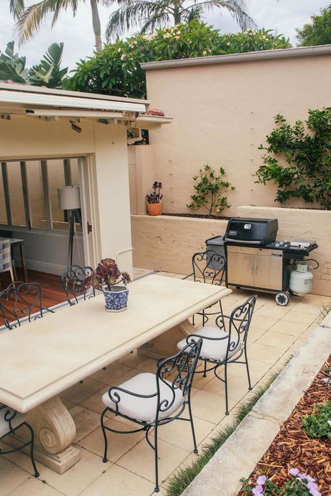 Private Room - Luxury Mosman Home - Accommodation Gladstone 12