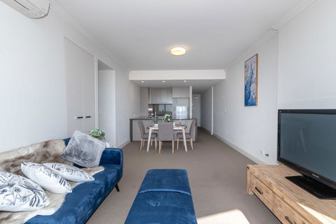 Olympic Park Sunshine 2 Bedrooms Apts With Private Parking - Accommodation Gladstone 22