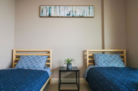 Olympic Park Sunshine 2 Bedrooms Apts With Private Parking - Accommodation Gladstone 19