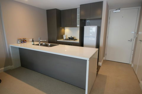 Olympic Park Sunshine 2 Bedrooms Apts With Private Parking - Accommodation Gladstone 9