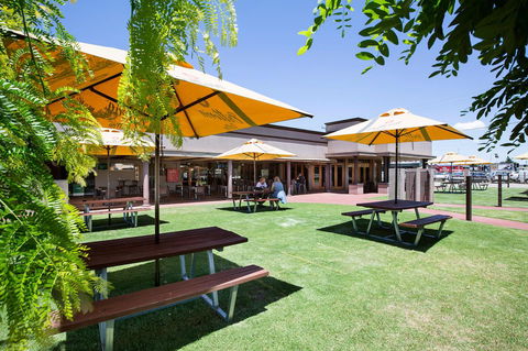 Boomerang Hotel - Accommodation Gladstone 25