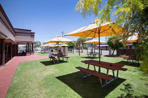 Boomerang Hotel - Accommodation Gladstone 7