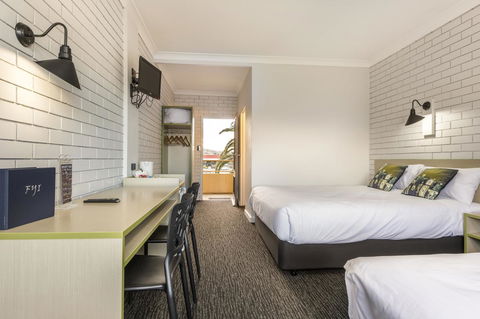 Boomerang Hotel - Accommodation Gladstone 29