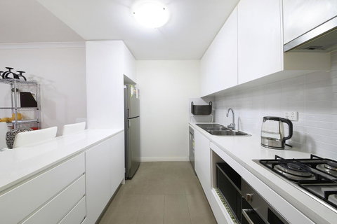 Sydney Apartment Close To Airport & CBD - Accommodation Gladstone 11