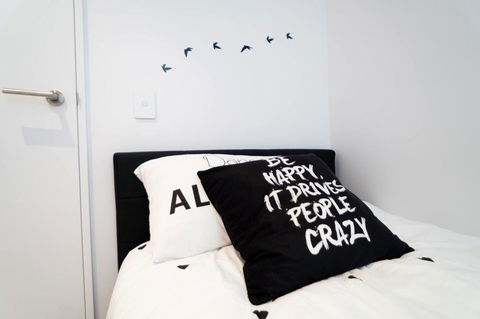 Two Bedroom Darling Harbour Apt Chinatown CBD UTS - Accommodation Gladstone 37
