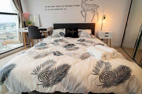 Two Bedroom Darling Harbour Apt Chinatown CBD UTS - Accommodation Gladstone 18