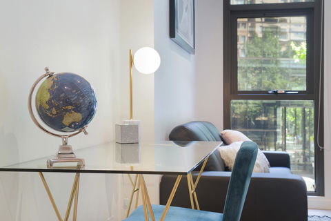 Luxury Home Hotel Next To Darling Harbour - Accommodation Gladstone 5