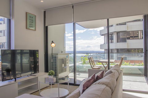 Cozy Apartment With Harbour Bridge View In Bondi - Accommodation Gladstone 1