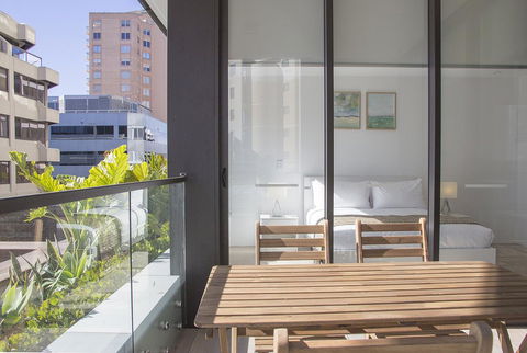 Cozy Apartment With Harbour Bridge View In Bondi - Accommodation Gladstone 6