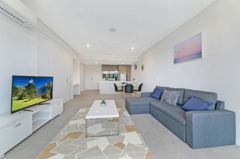 Stylish And Neat Two Bed Apartment In Wentworth Point - Accommodation Gladstone 1