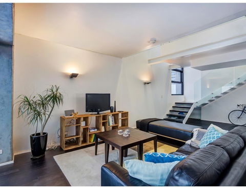 Urban Loft Close To Sydney Hot Spots - Accommodation Gladstone 6