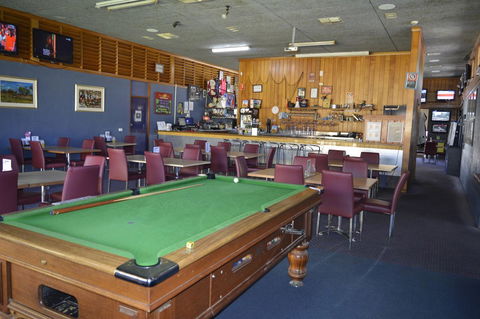 Brolga Hotel Motel - Coleambally - Accommodation Gladstone 17