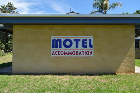 Brolga Hotel Motel - Coleambally - Accommodation Gladstone 5