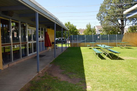 Brolga Hotel Motel - Coleambally - Accommodation Gladstone 19