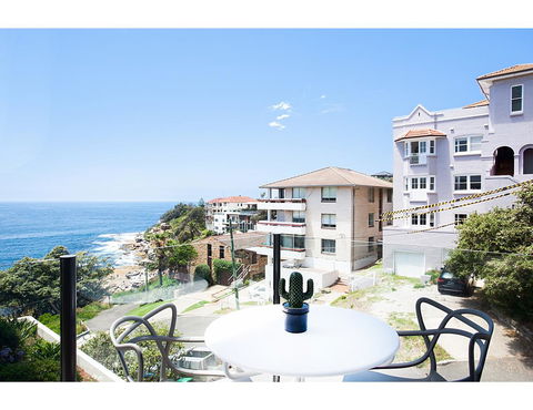 Unbelievable Luxury Apartment At The Top Of Bondi Beach - Accommodation Gladstone 0