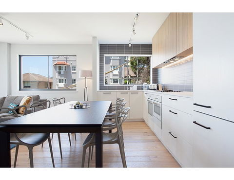 Unbelievable Luxury Apartment At The Top Of Bondi Beach - Accommodation Gladstone 7