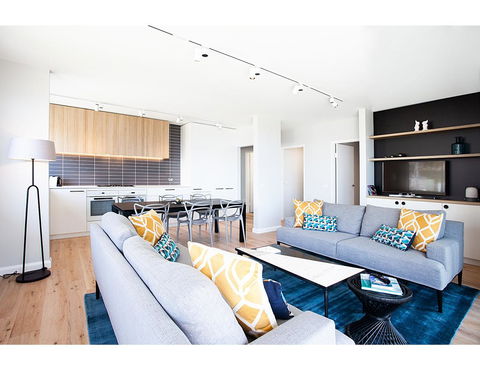 Unbelievable Luxury Apartment At The Top Of Bondi Beach - Accommodation Gladstone 3