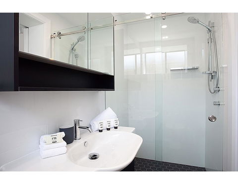 Unbelievable Luxury Apartment At The Top Of Bondi Beach - Accommodation Gladstone 11