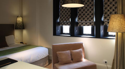 Perry Street Hotel - Accommodation Gladstone 2