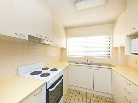 Centrepoint 10 - Accommodation Gladstone 7