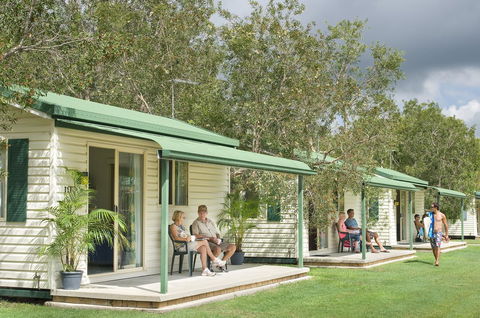 Glen Villa Resort - Accommodation Gladstone 10