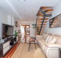 2 Bed House  Loft in Pyrmont - Accommodation Gladstone