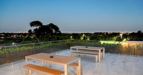 Studio 8 Residences - Adults Only - Accommodation Gladstone 6