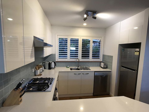 Treetops Everglades Villa - Accommodation Gladstone 12