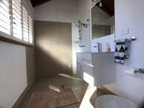 Treetops Everglades Villa - Accommodation Gladstone 21