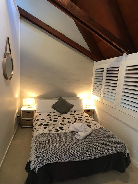 Treetops Everglades Villa - Accommodation Gladstone 31